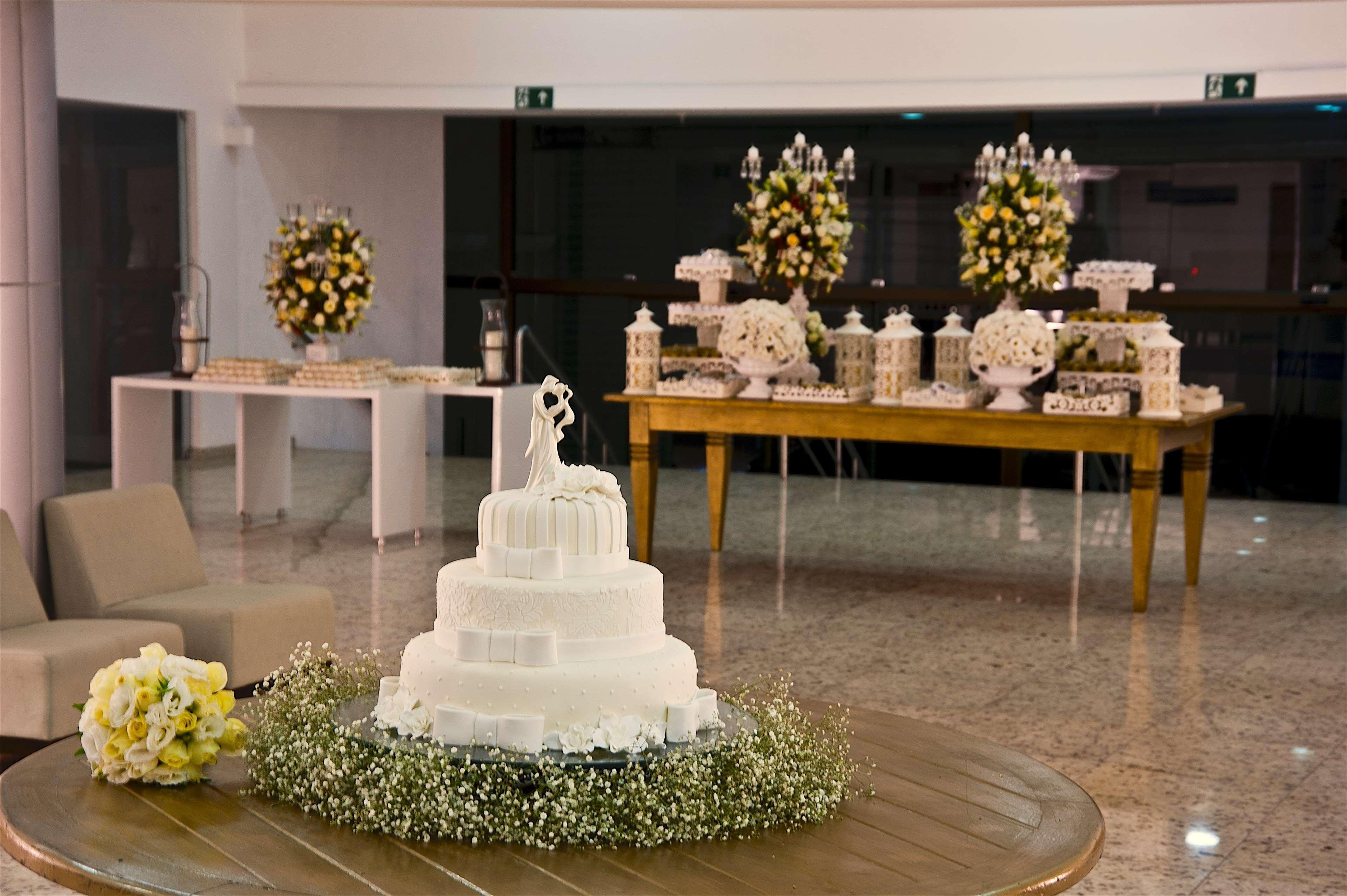 Best Western Premier Maceio Exteriör bild A wedding cake