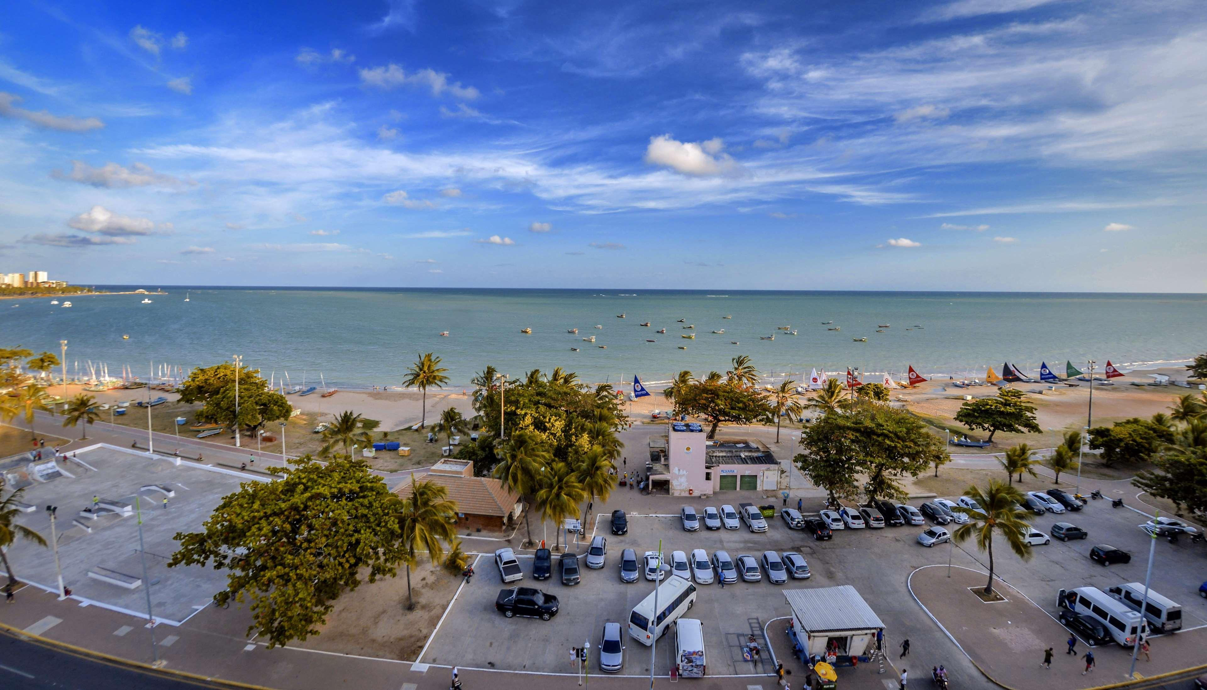 Best Western Premier Maceio Exteriör bild View of the beach