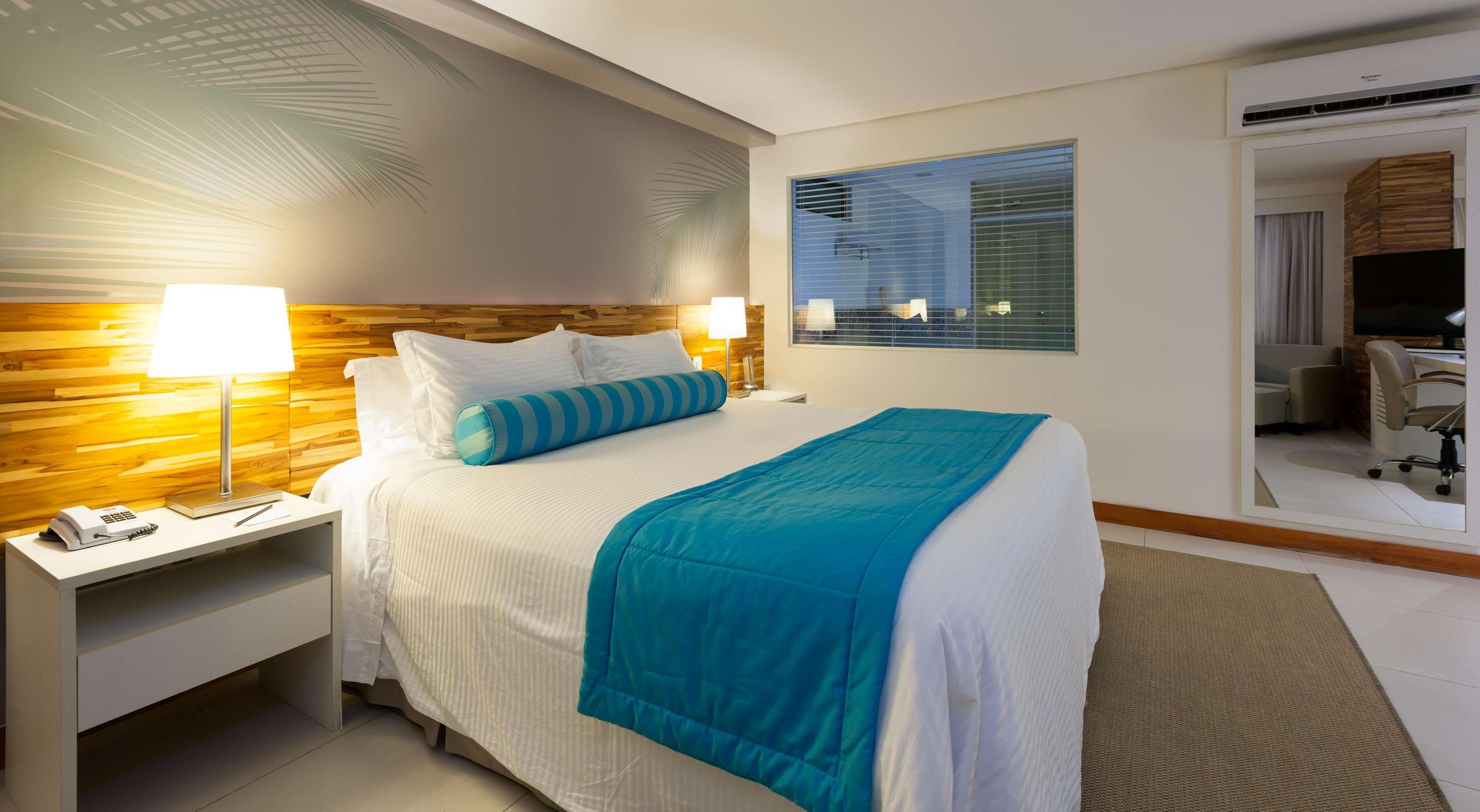 Best Western Premier Maceio Exteriör bild A bedroom at the hotel