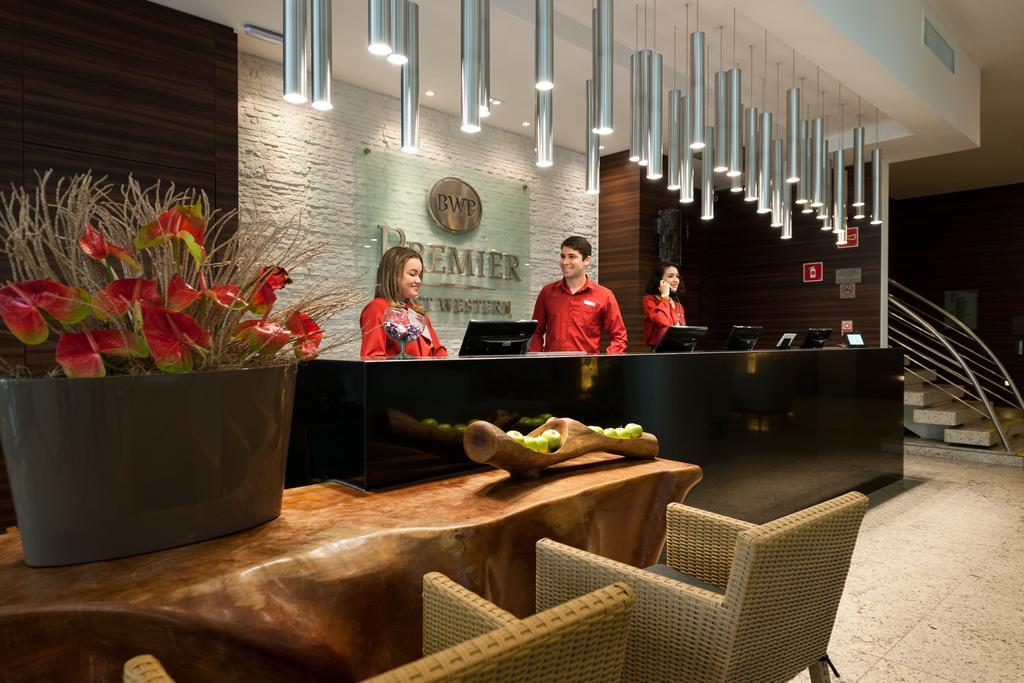 Best Western Premier Maceio Exteriör bild Lobby of the hotel