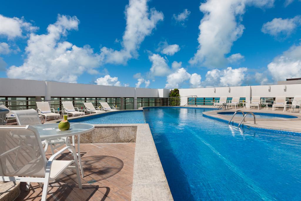 Best Western Premier Maceio Exteriör bild Rooftop pool at the hotel